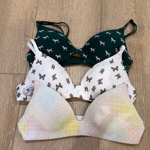 PINK by Victoria’s Secret Wireless Bras 34A